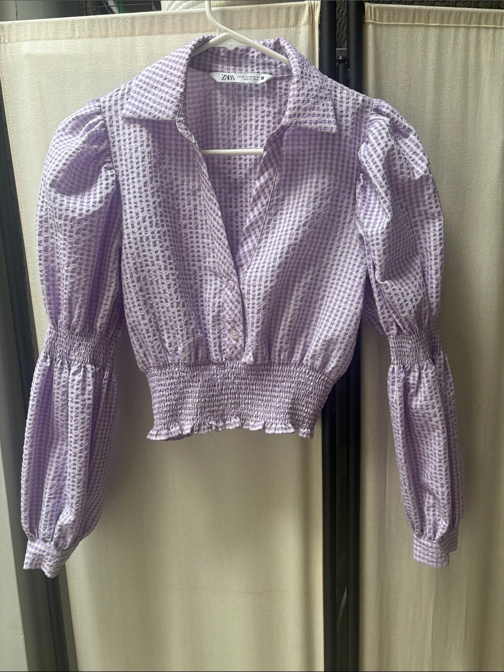 Zara Lilac Puff-Sleeve Smocked Crop Button-Down